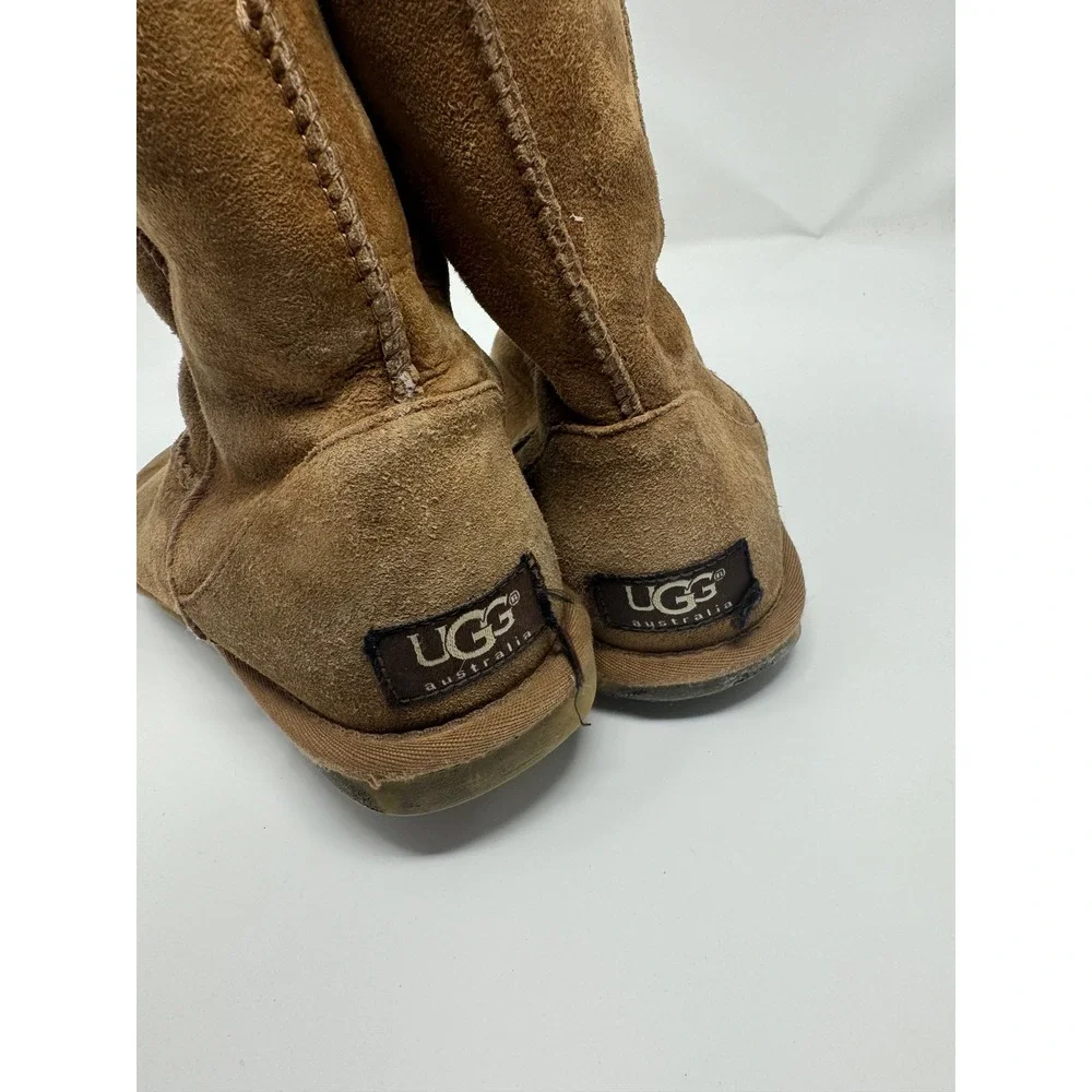 UGG Australia‎ Classic Short 5825 Brown Suede Leather Shearling Winter Boots W6